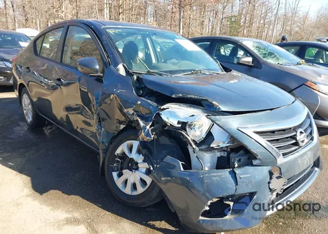 2017 Nissan Versa 1.6 S+ из США, поврежденный, VIN 3N1CN7AP8HL817236